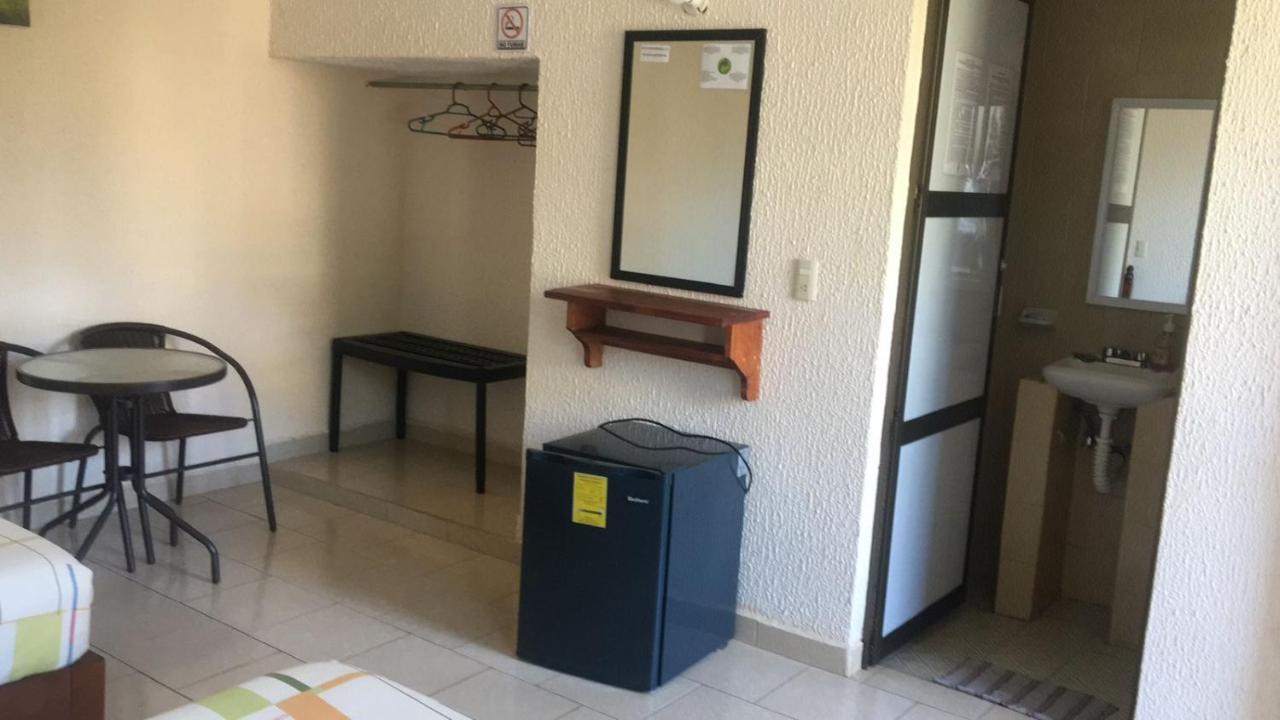 Hotel Bigu Пуерто Ескондидо Екстериор снимка